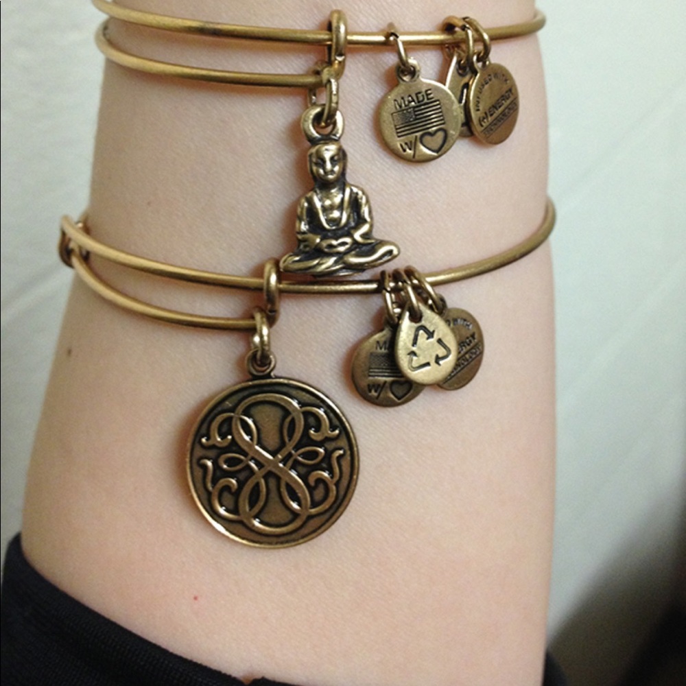 ALEX AND ANI | BUDDHA BANGLE BRACELET | RAFAELIAN GOLD - Picture 2 of 8